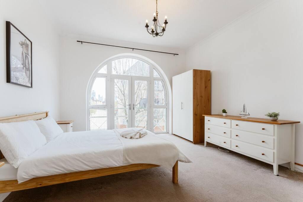 Spacious Ensuite Room Near Top Tourist Attractions لندن المظهر الخارجي الصورة