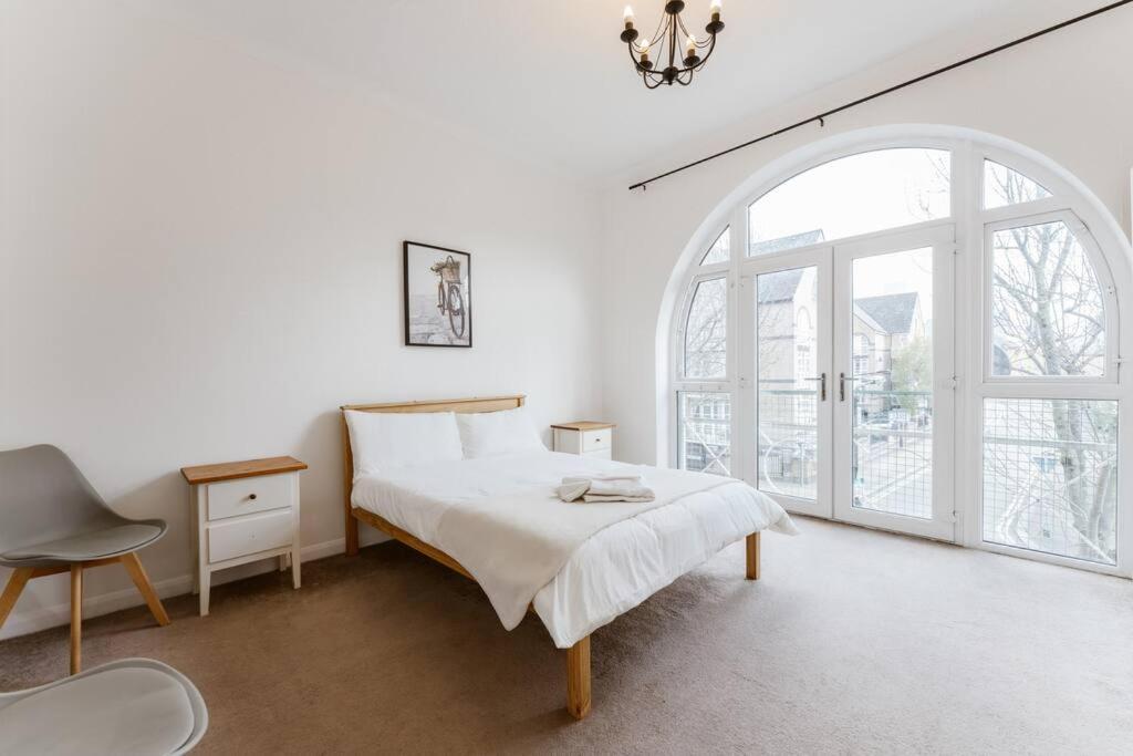 Spacious Ensuite Room Near Top Tourist Attractions لندن المظهر الخارجي الصورة